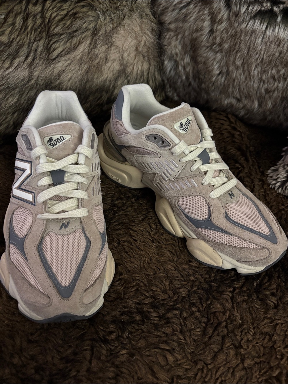 Rare! New Balance 9060 Chunky Men’s 8 sneakers - Beige and Gray - Picture 9 of 10
